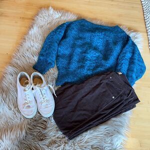 Sleeping on snow sweater NWT